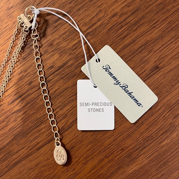 Tommy Bahama 3 tiered gold tone necklace - brand new with tags - Picture 2 of 4